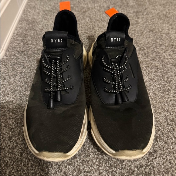 Steve Madden Shoes - Camo Green Steven Madden Tennis Shoes